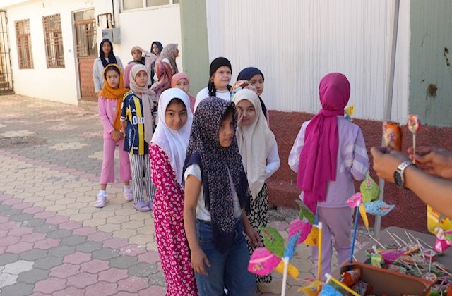 Onikişubat Belediyesi’nden Yaz Kur’an Kurslarına ‘Camiler Çiçek Açtı’ ile anlamlı destek