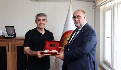 Başkan Akpınar’dan Attarlar Odası’na Ziyaret