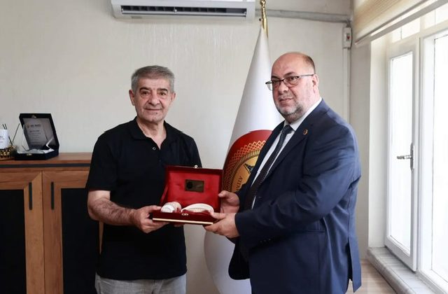 Başkan Akpınar’dan Attarlar Odası’na Ziyaret