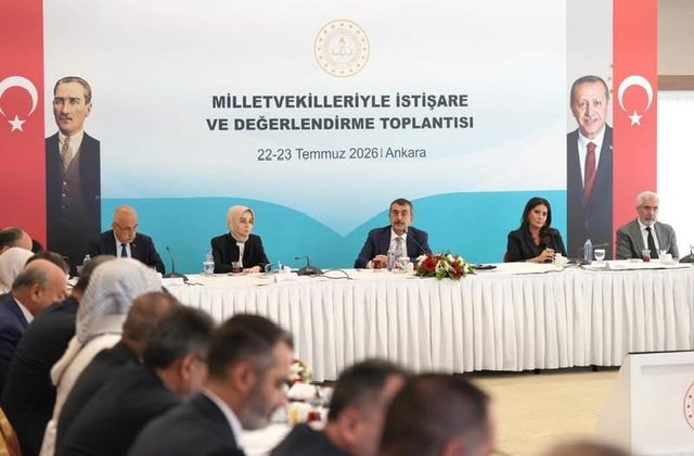Vahit Kirişçi, Millî Eğitim Bakanı Yusuf Tekin ile İstişare Toplantısına Katıldı