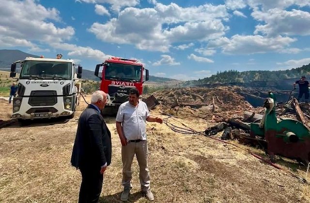 Başkan Selim Cüce, Yangından Etkilenen Üreticiyi Ziyaret Etti