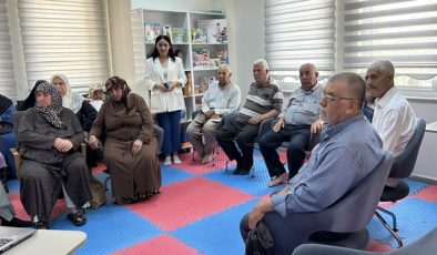 Büyükşehir’den Yaşlılara Dijital Güvenlik Eğitimi