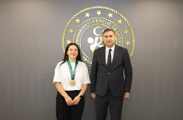 Safiye Temizdemir Dünya Kupası’nda Bronz Madalya Kazandı