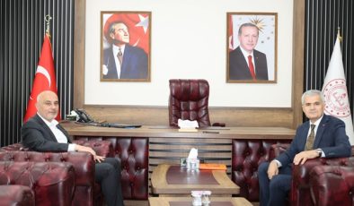 AK Parti İl Başkanı Burak Gül’den İl Millî Eğitim Müdürü Turan Akpınar’a Ziyaret