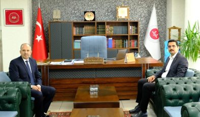 Pazarcık Kaymakamı Hulusi Teke’den İl Müftüsü Dr. Hasan Hüseyin Güller’e Ziyaret