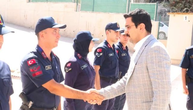 Kaymakam Hulusi Teke’den İlçe Jandarma Komutanı Ali Kaydu’ya Hayırlı Olsun Ziyareti
