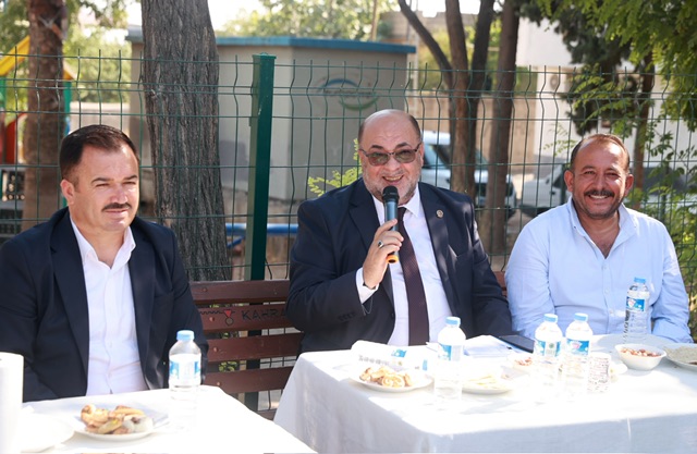 BAŞKAN AKPINAR 101. MAHALLE TOPLANTISINDA BAĞLARBAŞI MAHALLESİ SAKİNLERİYLE BULUŞTU