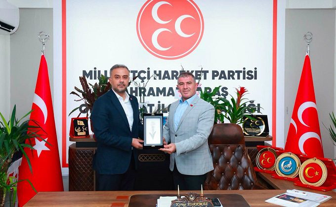Başkan Toptaş’tan MHP Onikişubat İlçe Teşkilatına Hayırlı Olsun Ziyareti
