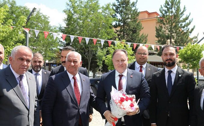 Göksun’da KKTC Cumhuriyet Meclisi Başkanı Ziya Öztürkler’e Anlamlı Karşılama