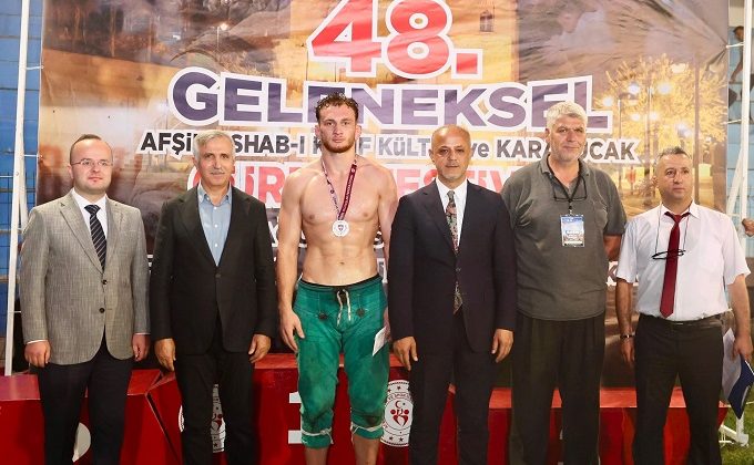 48. Geleneksel Afşin Eshab-ı Kehf Kültür ve Karakucak Güreş Festivali Coşkuyla Gerçekleştirildi