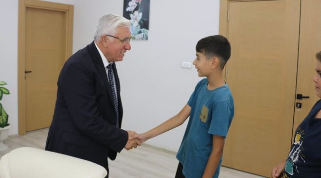 Pazarcık’ta Çocukların Talebi Gerçeğe Dönüşüyor: Sevgi Parkı’na Mini Futbol Sahası
