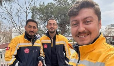 Sağlıkçılar Dua Bekliyor: Yaralıları Kurtarırken Canlarından Oluyorlardı