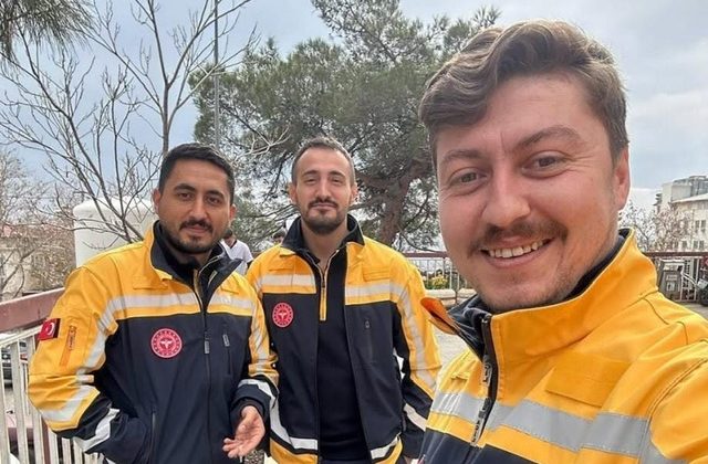 Sağlıkçılar Dua Bekliyor: Yaralıları Kurtarırken Canlarından Oluyorlardı