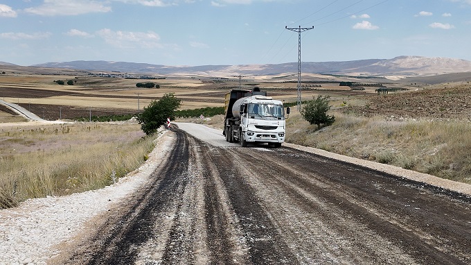 Büyükşehir’le Elbistan Kırsalında Ulaşım Güçleniyor