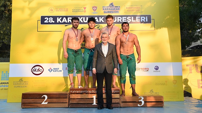 Karakucak Fuar Güreşleri Geçmişin Anılarını Yeniden Canlandırdı