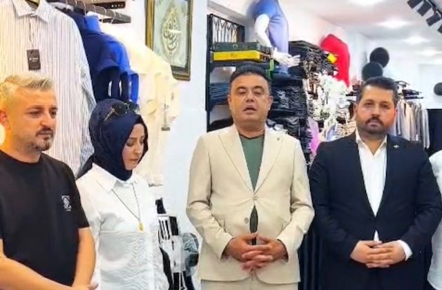 Deprem Sonrası Yeniden Ayağa Kalktı: Favori Giyim Yeni İş Yerini Açtı.Terziler ve Konfeksiyoncular Odası Esnafı Yalnız Bırakmadı
