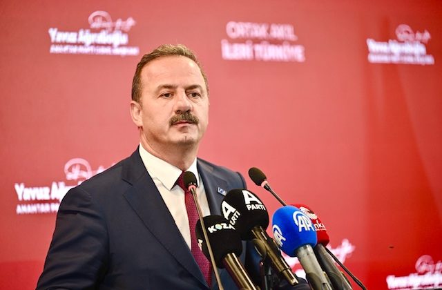 YAVUZ AĞIRALİOĞLU: YA REFERANDUM YA ERKEN SEÇİM!