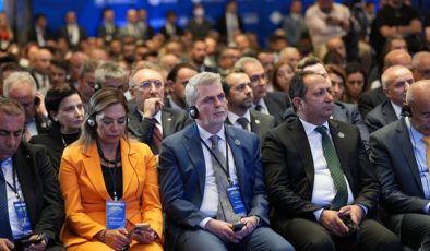 Başkan Görgel, İklim Dirençli Şehirler İçin Ankara’da Düzenlenen Zirveye Katıldı