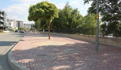 Pazarcık’ta Yatılı Bölge Yolu’na Yeni Kaldırımlar