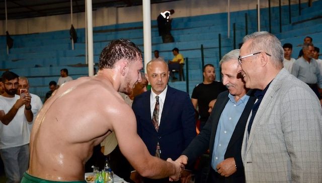 Afşin Er Meydanında Şampiyon Belli Oldu: Emirhan Kılıç Zirvede