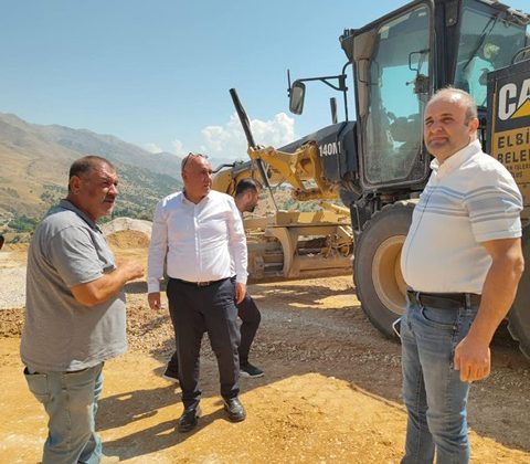 Ekinözü’nde Yol Çalışmaları Hız Kesmeden Sürüyor