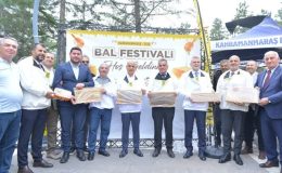 Göksun’da Bal Festivali Coşkusu: Üreticiler Emeklerinin Karşılığını Kutladı