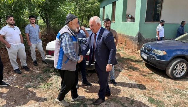 Başkan Selim Cüce, Güzelbahçe Mezrası’nda Vatandaşlarla Buluştu