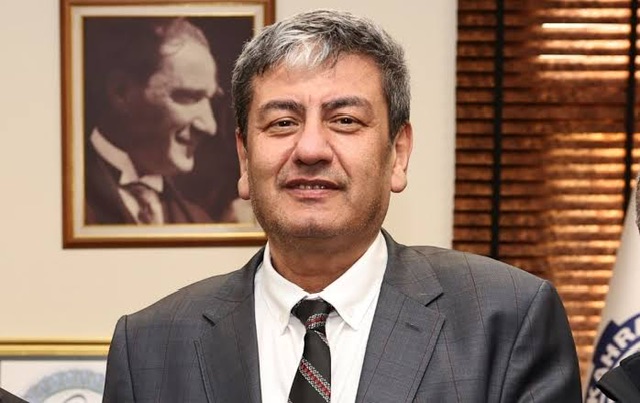 Hacı Hüseyin Dinçer’den Mevlid Kandili Mesajı: Gönüller Huzurla Dolusun
