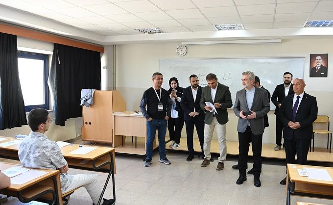 Başkan Görgel Müjdeyi Verdi; Büyükşehir Belediyesi Maraş Eğitim Merkezine Başvurular Başladı!