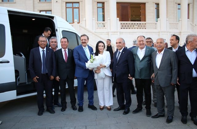 Hisarcıklıoğlu’ndan Kahramanmaraş Ticaret Borsası’na Ziyaret