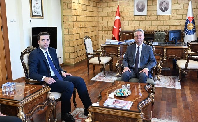 Gençlik Hizmetleri Genel Müdürü Efendioğlu’ndan Rektör Okumuş’a Ziyaret