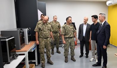 Garnizon Komutanı Tuğgeneral Hakan Kan’dan KSÜ’ye Ziyaret