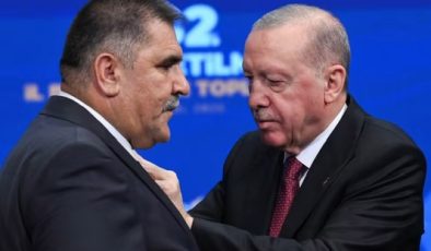 Mehmet Karaca’dan Parti Değişikliği Sonrası İlk Mesaj: “Değişmeyen Tek Sevdamız Türkoğlu”