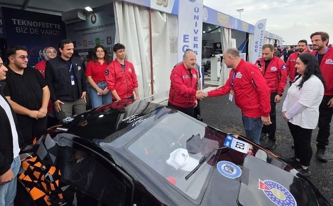 KSÜ’nün Elektromobil Aracına TEKNOFEST Güneydoğu’da Yoğun İlgi