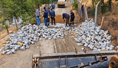 Ekinözü’nde Yol Çalışmaları Sürüyor: Ambar Mahallesi’nde Çalışmalar Hız Kazandı