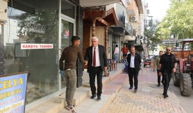Pazarcık’ta Atatürk Caddesi’nde Kaldırım Çalışmaları Sürüyor