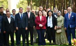 Anahtar Parti’den Dulkadiroğlu’nda Muhtarlar Buluşması: “Maraş’ın Problemlerinin Sebebi Siyasetçi!”