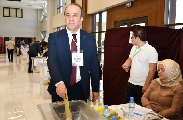 KMTSO SEÇİMLERİNDE FATİH SARIKAYA FARKI! 111 OYLA ZAFER KAZANDI