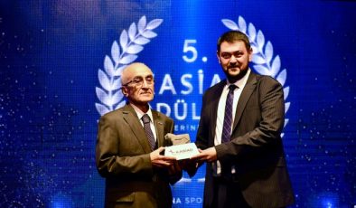KASİAD’da Ahmet Görgülü’ye Onur Ödülü: 18 Yıllık Emeğe Vefa