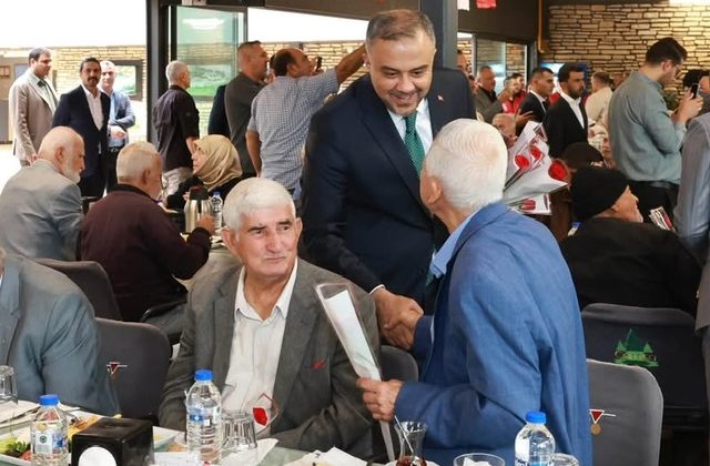 Hanifi Toptaş’tan Dünya Yaşlılar Günü Mesajı: “Büyüklerimiz Geçmişimizle Geleceğimiz Arasındaki En Kıymetli Bağımız”