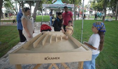 Kahramanmaraş Kalesi, Çocukların Oyun ve Neşe Dolu Buluşmasına Ev Sahipliği Yapıyor