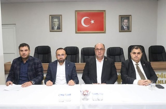 AK Parti Dulkadiroğlu’nda Ekim Ayı Meclis Grup Toplantısı Gerçekleştirildi