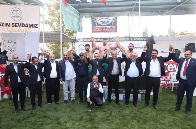 Bertiz Baydemirli’de Er Meydanı Coşkuyla Tamamlandı! Başpehlivanlar Belli Oldu
