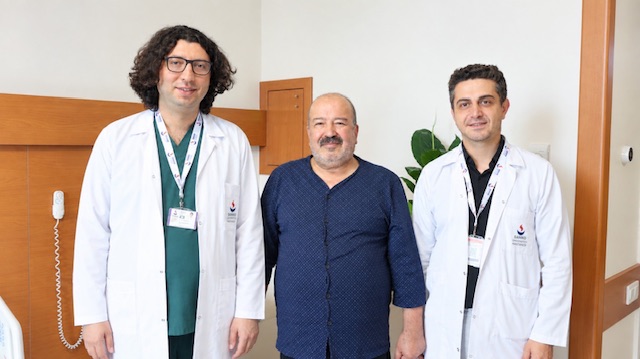 ŞAH VE BEYİN DAMARLARINDA CİDDİ DARLIK BULUNAN HASTA, SANKO ÜNİVERSİTESİ HASTANESİ’NDE SAĞLIĞINA KAVUŞTU