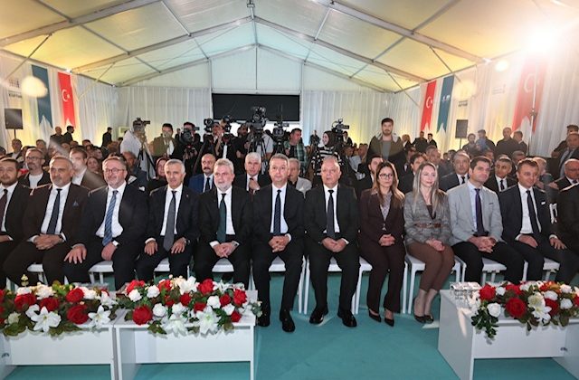 11. Uluslararası Kahramanmaraş Kitap Fuarı “Gel ve Fark Et” Sloganıyla Kapılarını Açtı
