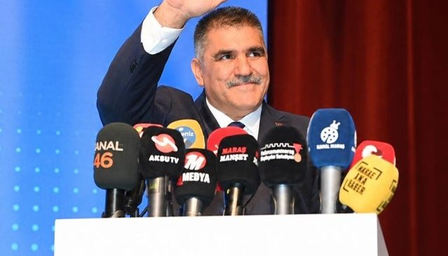 Mehmet Karaca: “Sevdamız Türkoğlu, Yolumuz Hizmet”