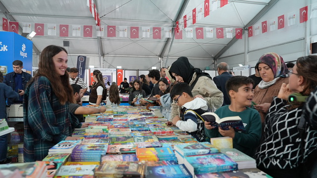Uluslararası Kahramanmaraş Kitap Fuarı, Edebiyat Mirasını Nesilden Nesile Taşıyor