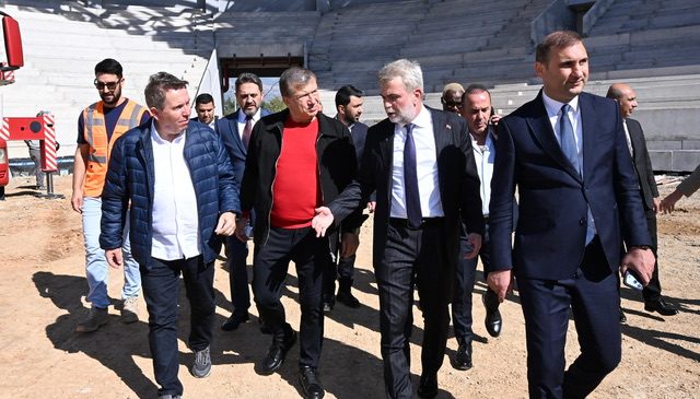 Kahramanmaraş Stadyumu’na Türk Futbolunun Efsanelerinden Tam Not